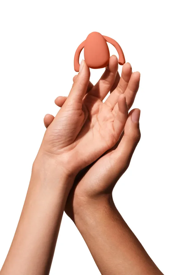 Dame Eva Couples Wearable Vibrator PapayaIce Dame Vibrators Dame Eva Couples Wearable Vibrator PapayaIce Dame Vibrators