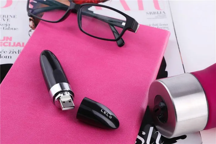 Lelo Vibrators Lelo MIA 2 Waterproof USBlipstick Vibe