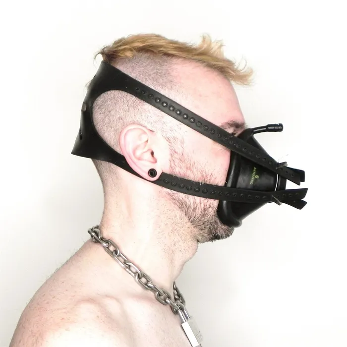 Rubber Anaesthesia Face Mask Head Harness Black ASCO Dildos
