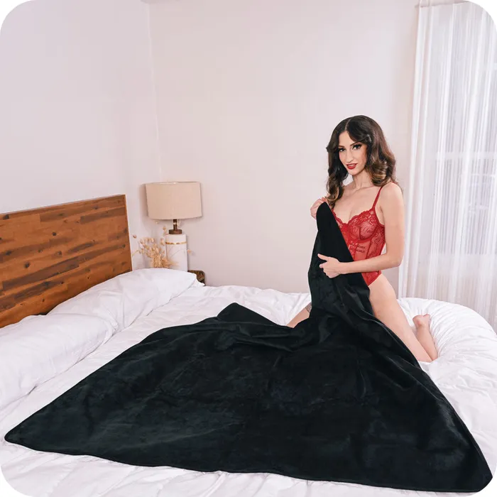Sportsheets Female Sex Toys Pivot Protector Waterproof Blanket